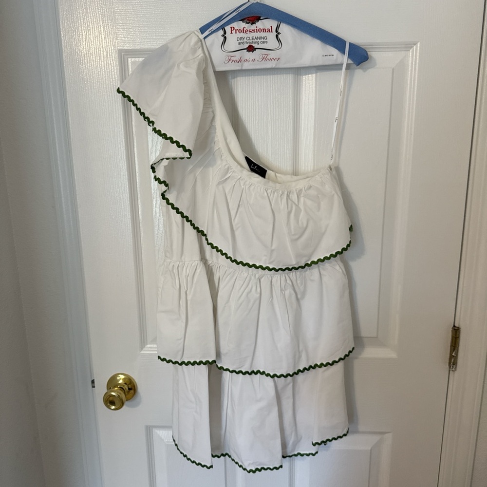 Lulu's White Tiered One-Shoulder Blouse with Green Trim